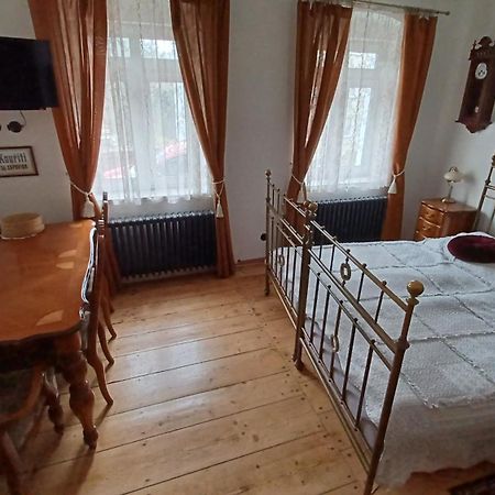 Zlatá léta - apartmánový dům Jáchymov Extérieur photo
